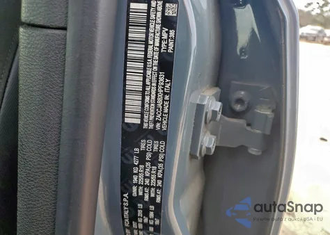 2017 Jeep Renegade Latitude z USA, uszkodzony, nr VIN ZACCJABBXHPF93631